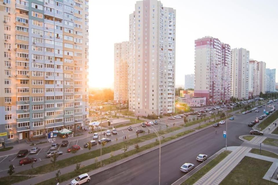 City view, Street view