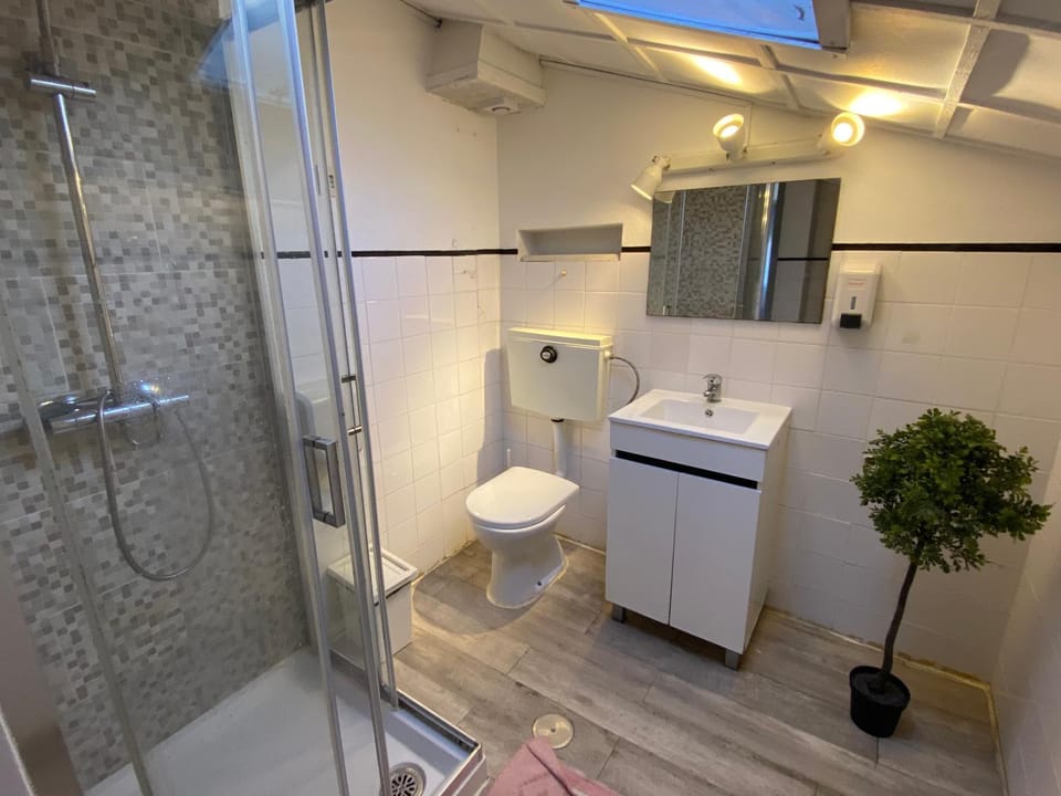 Eskama guest house Hostel in Portugal