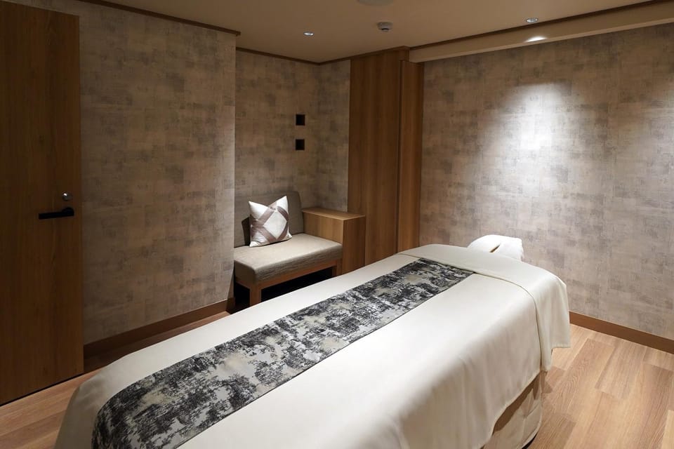 Solarium, Spa and wellness centre/facilities, Internal: Not applicable to any particular room