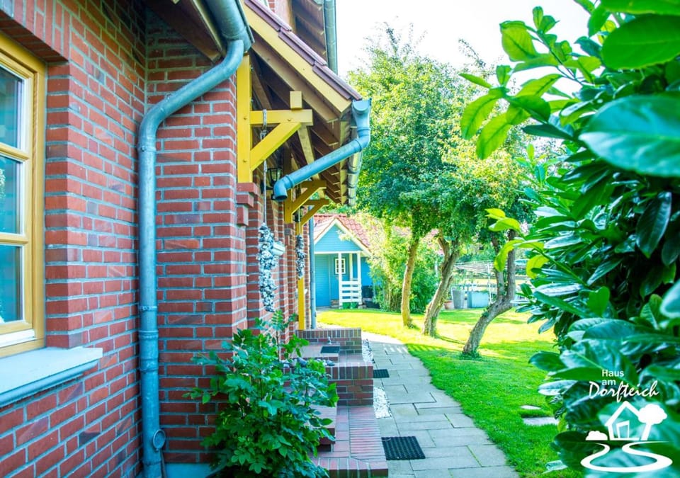 Facade/entrance, Day, Summer, Garden, Garden, Garden view