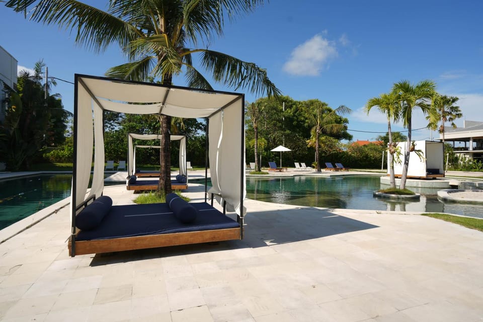 Pronoia Beach Resort Villa in Kuta