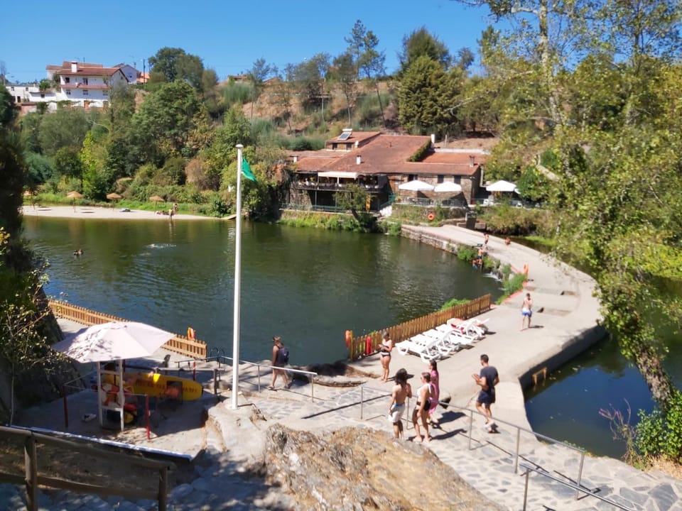 Nearby landmark, Day, People, Natural landscape, River view, group of guests