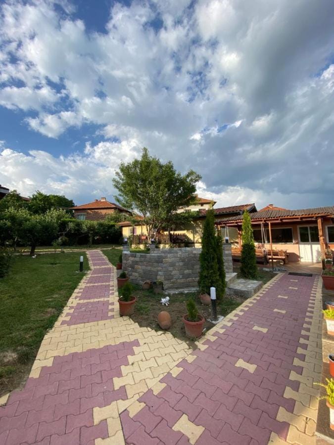 Garden, Garden view