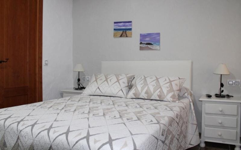 Hostal El Espinel Bed and Breakfast in Zahara de los Atunes