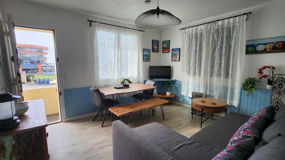 Beach Front Apartment Eljocri Apartment in Capbreton