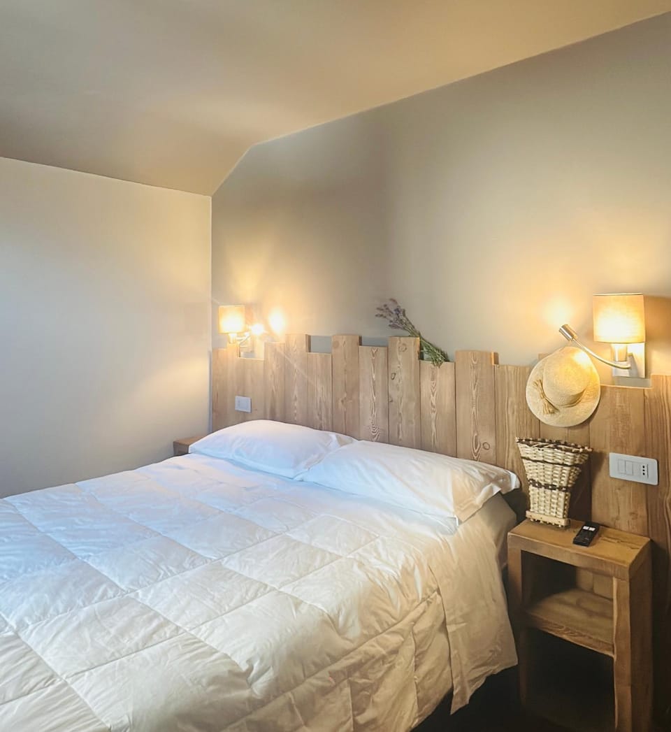 LA PLACETTE - Albergo diffuso e Trattoria Apartment hotel in Piedmont