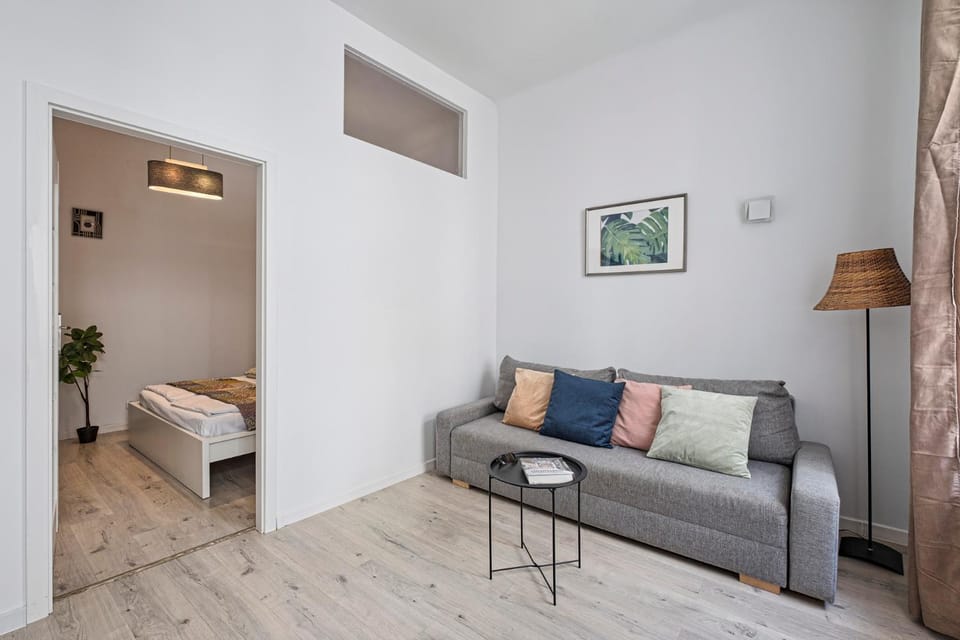 Bed, Living room, Seating area, Bedroom