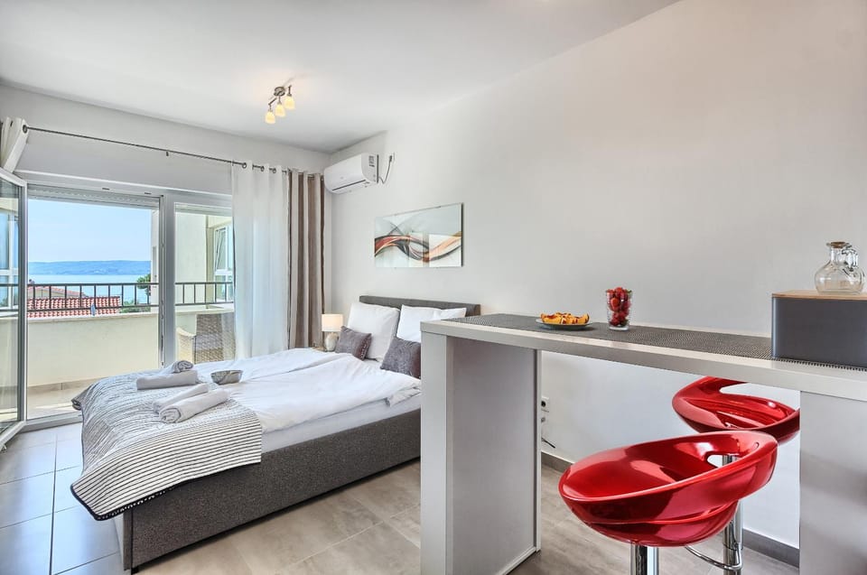 Bed, Balcony/Terrace, Balcony/Terrace, Bedroom, Sea view