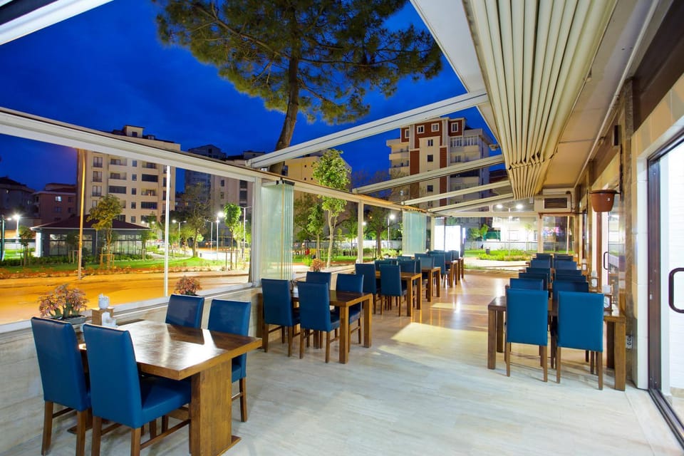 Restaurant/places to eat
