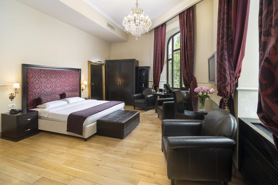 Photo of the whole room