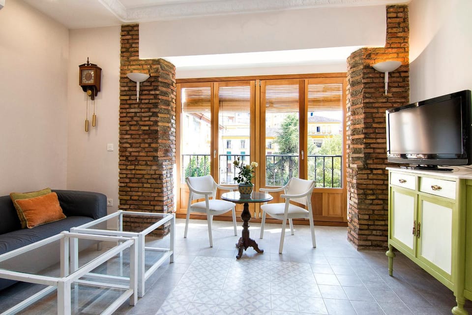 Bright & Elegant City Centre 3 bedroom Apartment Apartment in Granada