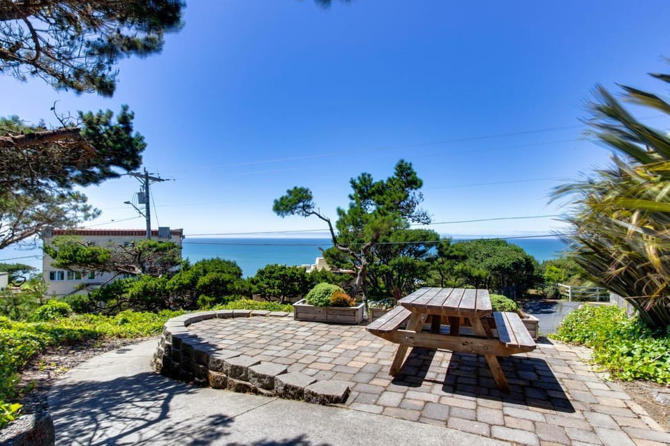 Wycliff Beach Condo House in Lincoln City