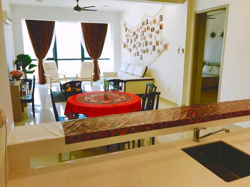 Luxury Seaview Family Suite by Little Cabin Cabin in Penang