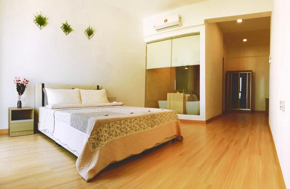 Bedroom, Sea view