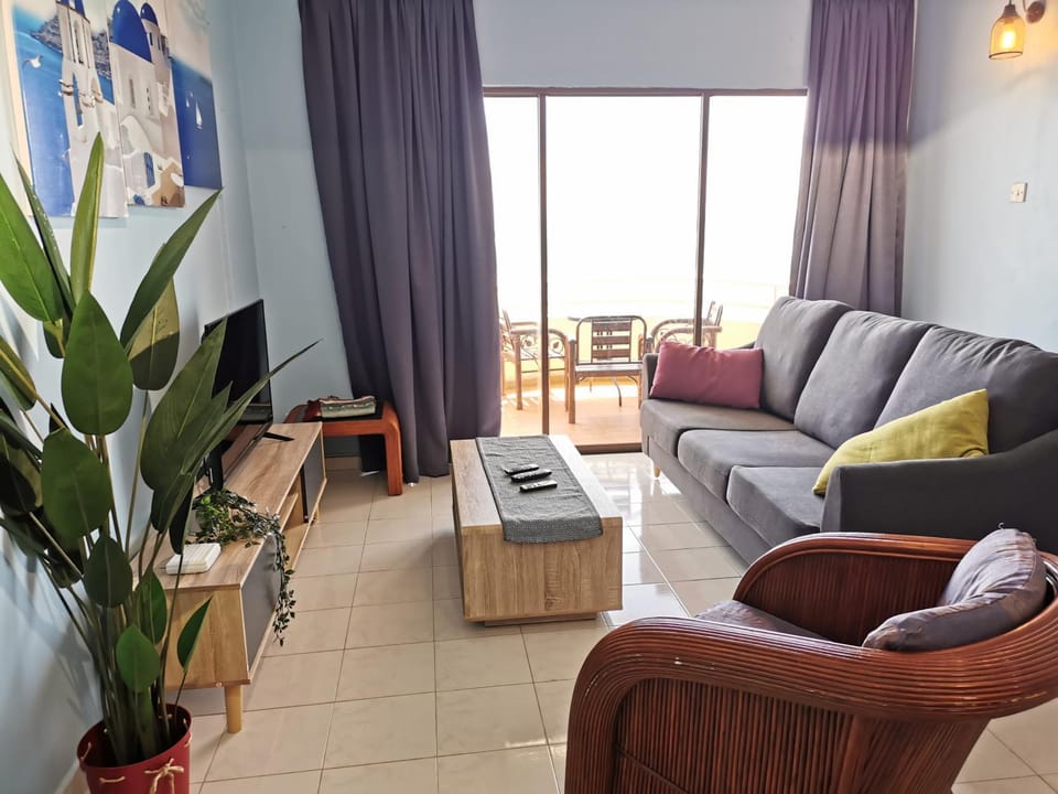 Sea Front The Regency - 1 Parking Apartment in Port Dickson