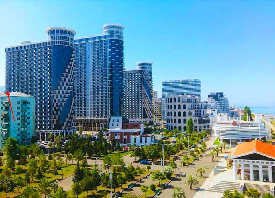 Property building, Off site, Neighbourhood, Spa and wellness centre/facilities, Fitness centre/facilities, Decorative detail, Beach, Hiking, Cycling, On site, Swimming pool, Open Air Bath