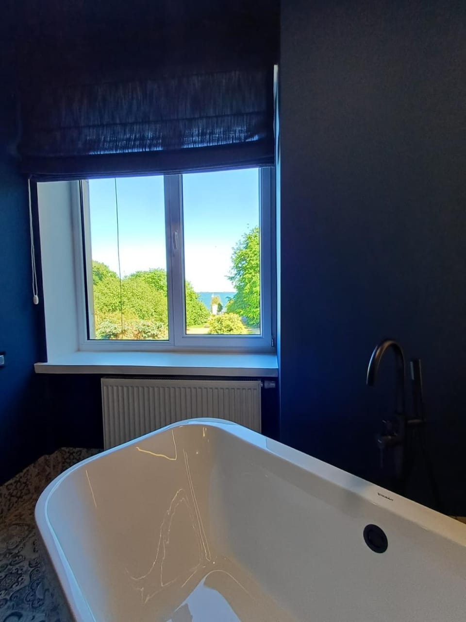 Sea view, Bath