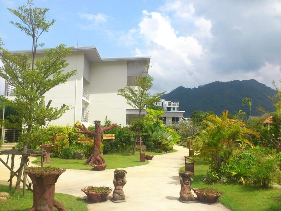 Property building, Garden, Other