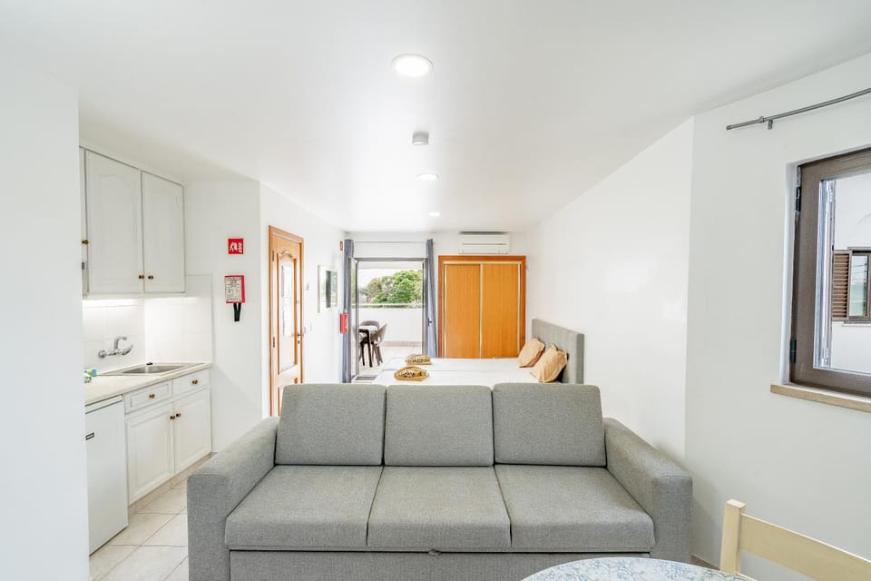 Kitchen or kitchenette, Living room, Seating area