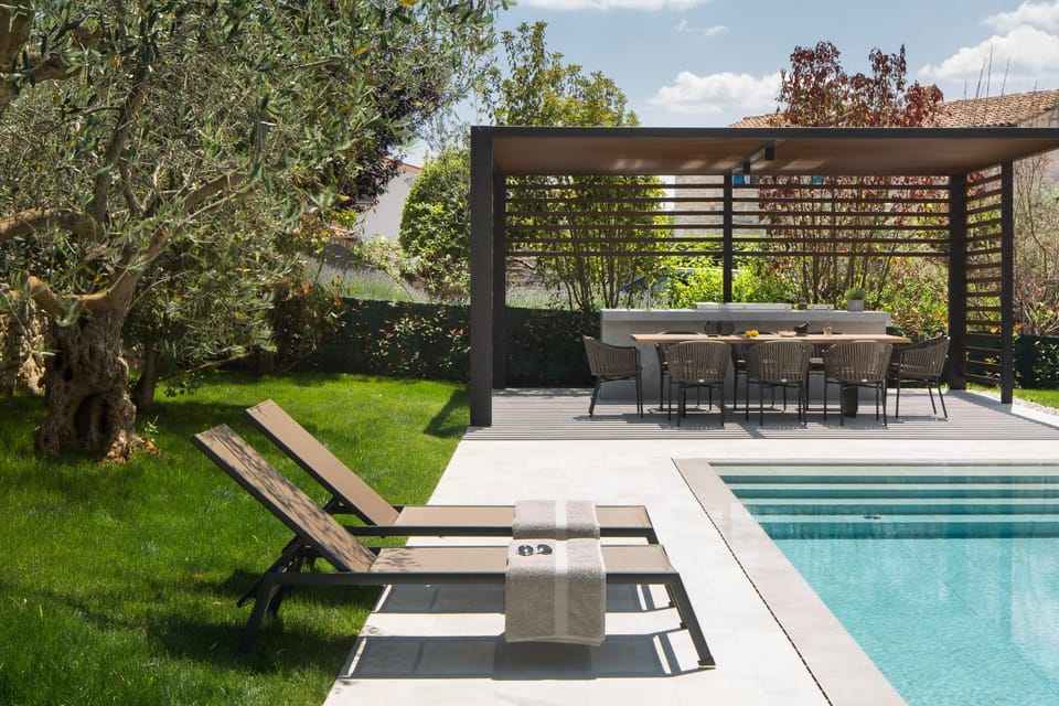 Patio, BBQ facilities, Swimming pool, sunbed
