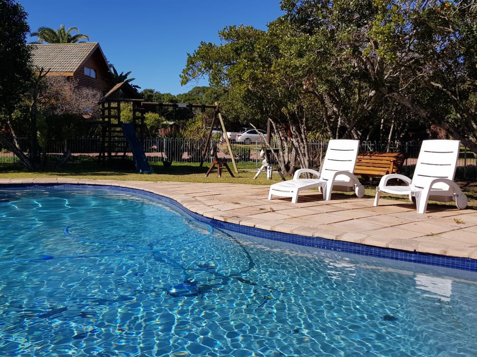 Swimming pool, Swimming pool