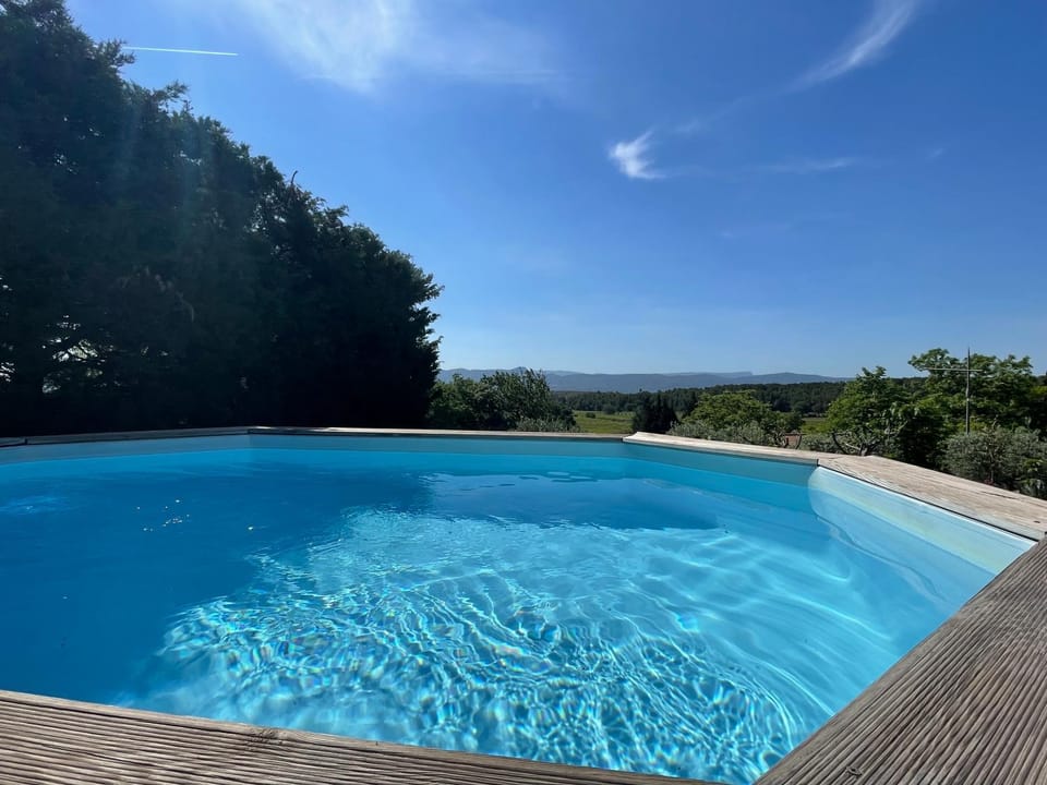 Sainte Victoire le Cabanon House in French Riviera