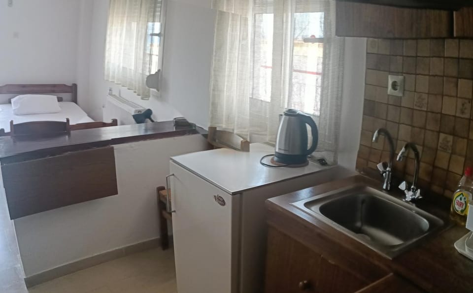 Coffee/tea facilities, View (from property/room), Kitchen or kitchenette