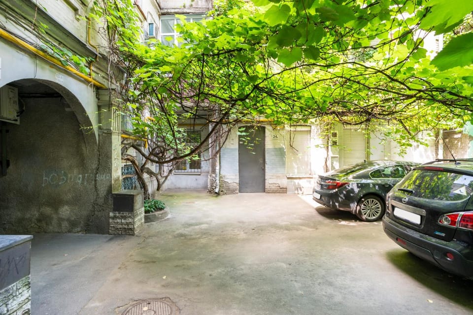 Inner courtyard view