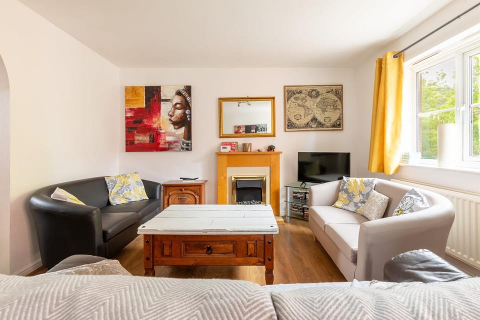 Charming Cosy Coach House in Fishponds Bristol Apartment in Bristol