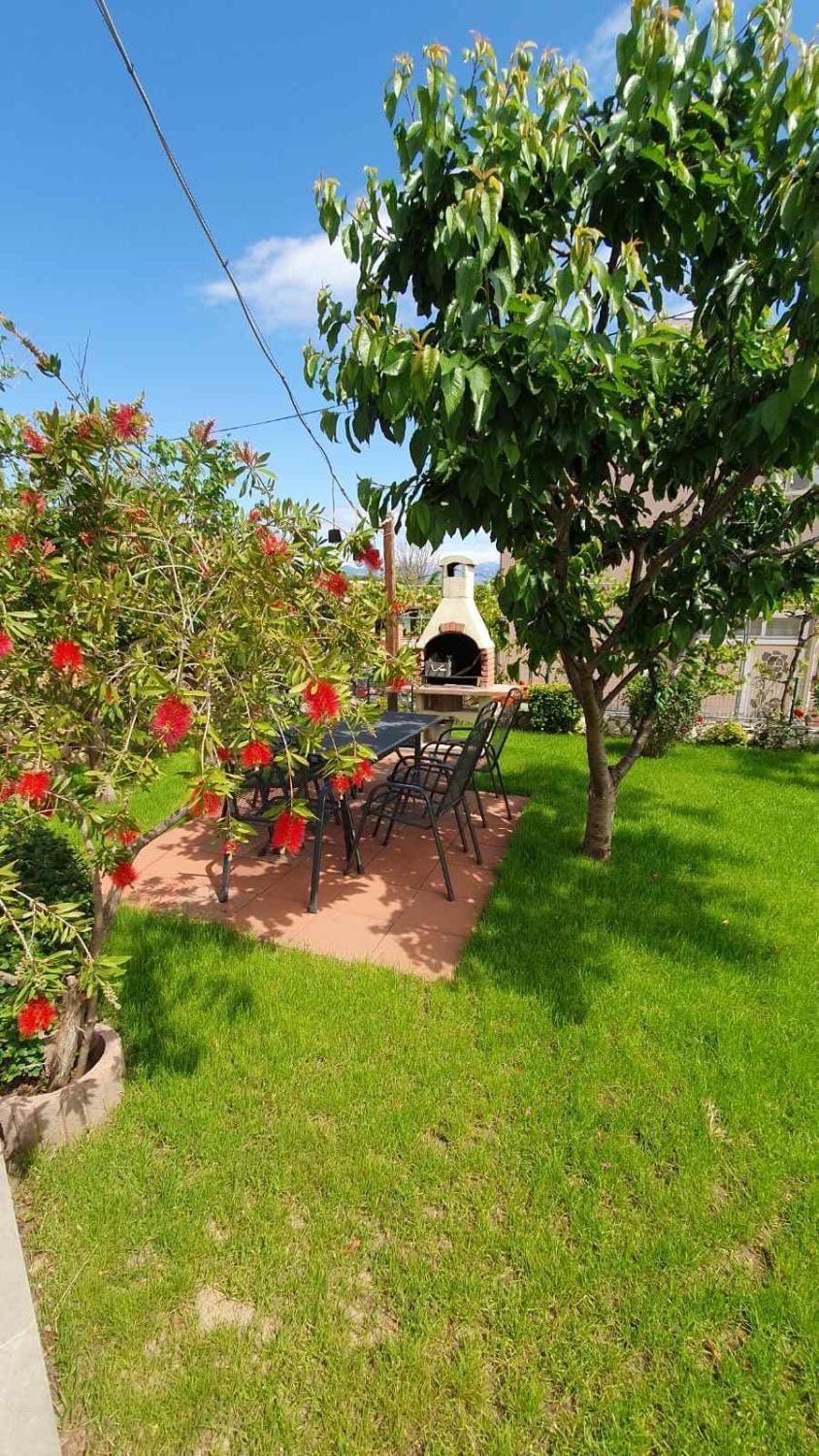 Apartments Sara Apartment in Lopar