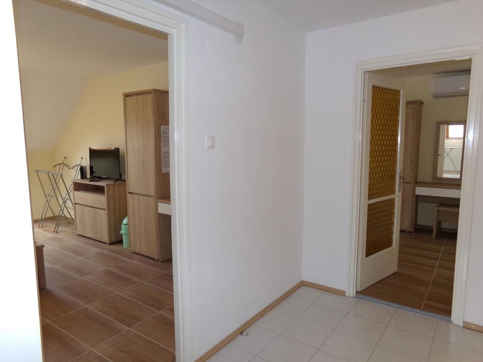 Hold-on apartman Bed and Breakfast in Hungary