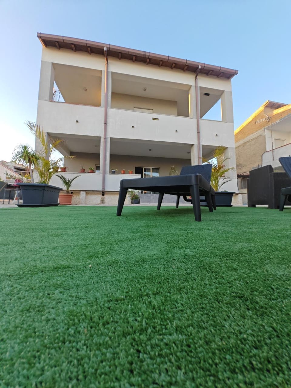 Property building, Day