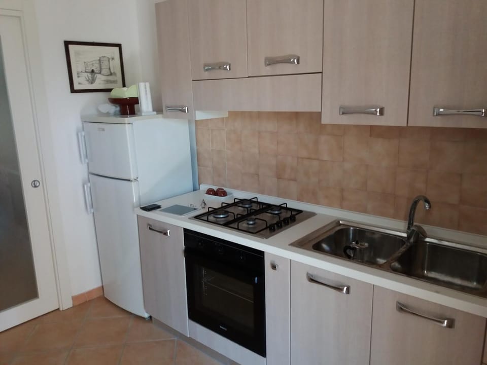 Kitchen or kitchenette, Living room, kitchen