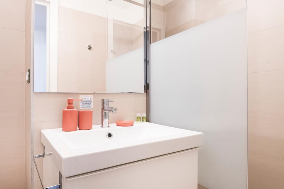 Easylife - Milano - Corso Venezia 6 - San Babila Apartment in Milan