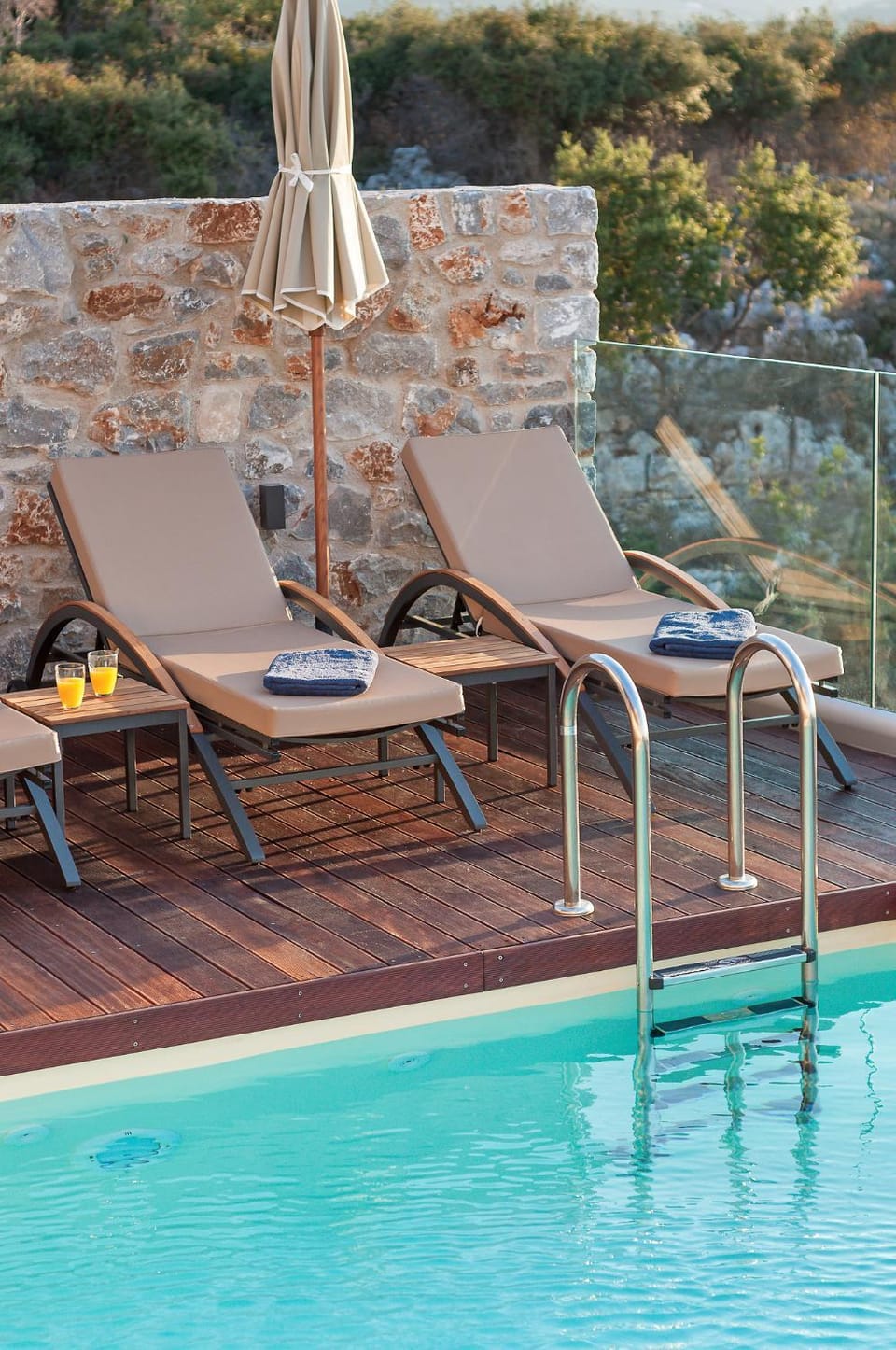 Mountain view, Sea view, Swimming pool