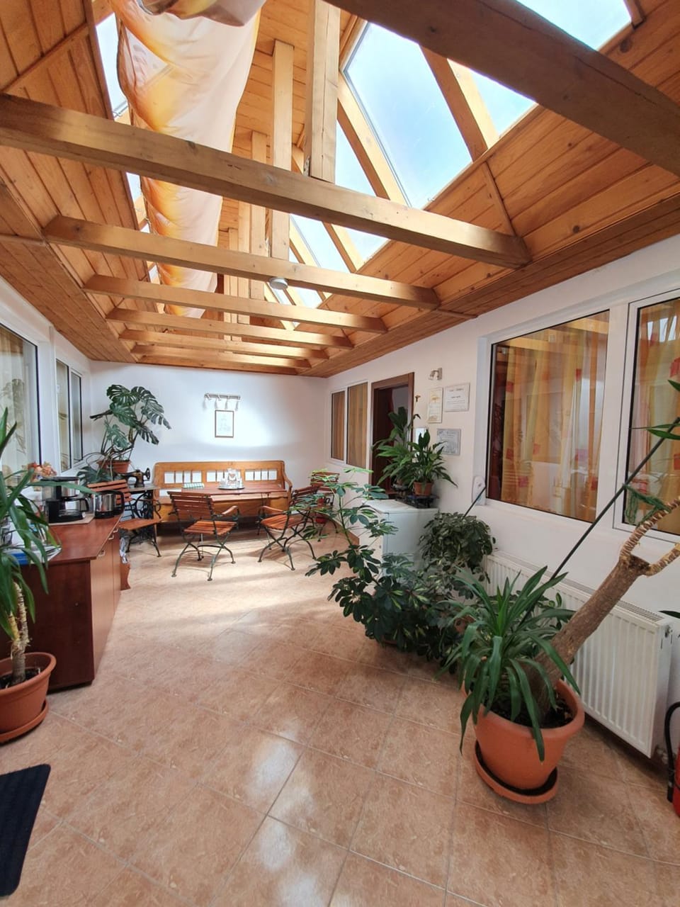Communal lounge/ TV room, Coffee/tea facilities, Lobby or reception