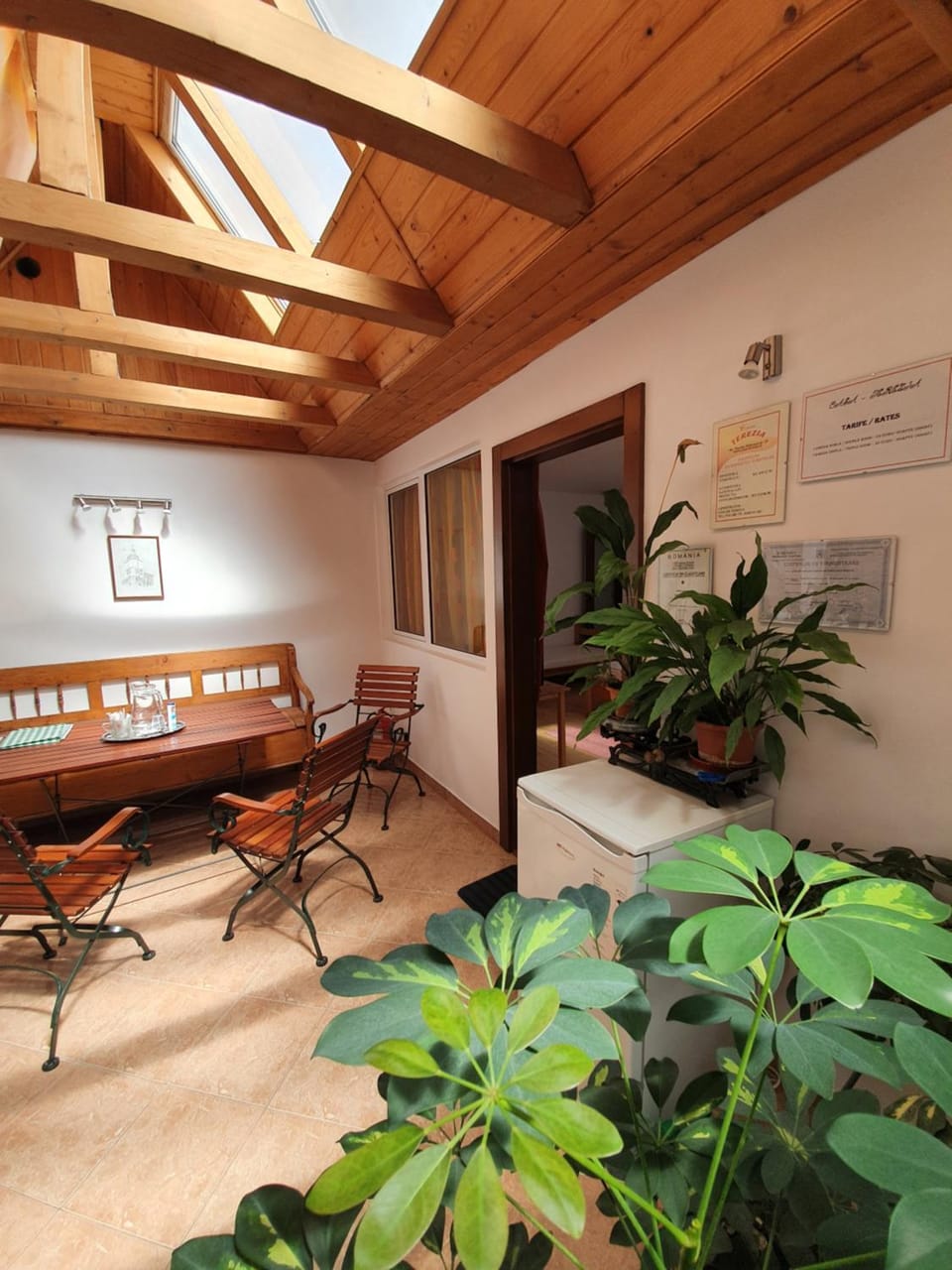 Communal lounge/ TV room, Coffee/tea facilities, Lobby or reception