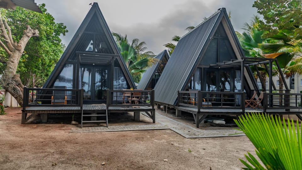 Lou Lou Bungalow Apartment in Africa