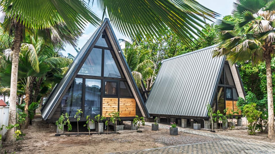 Lou Lou Bungalow Apartment in Africa