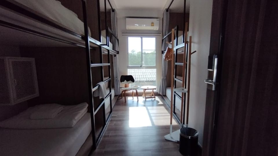 bunk bed