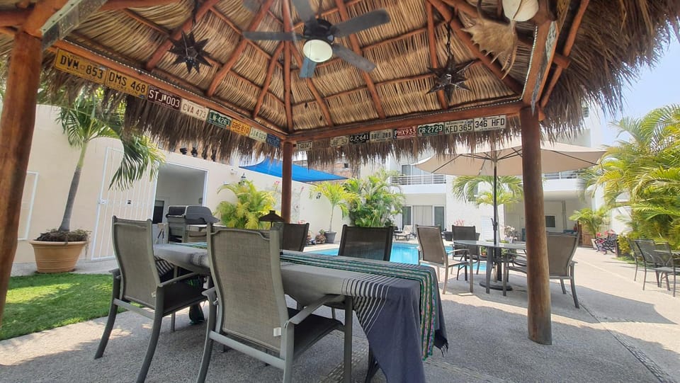 Seating area, Swimming pool