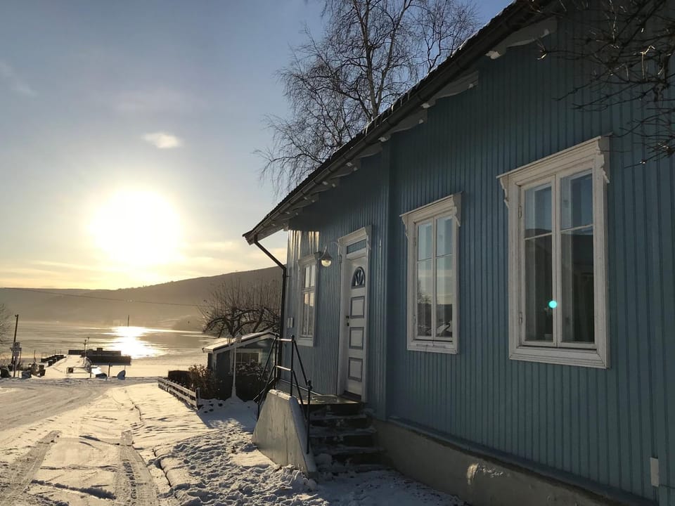 Facade/entrance, Off site, Day, Winter, Lake view, Street view