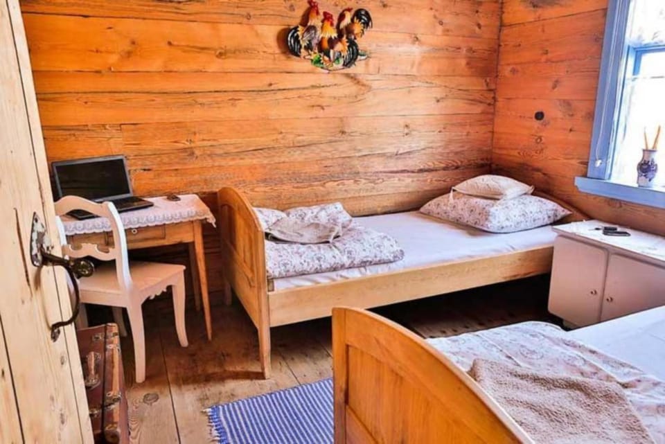 Bed, Bedroom, heating