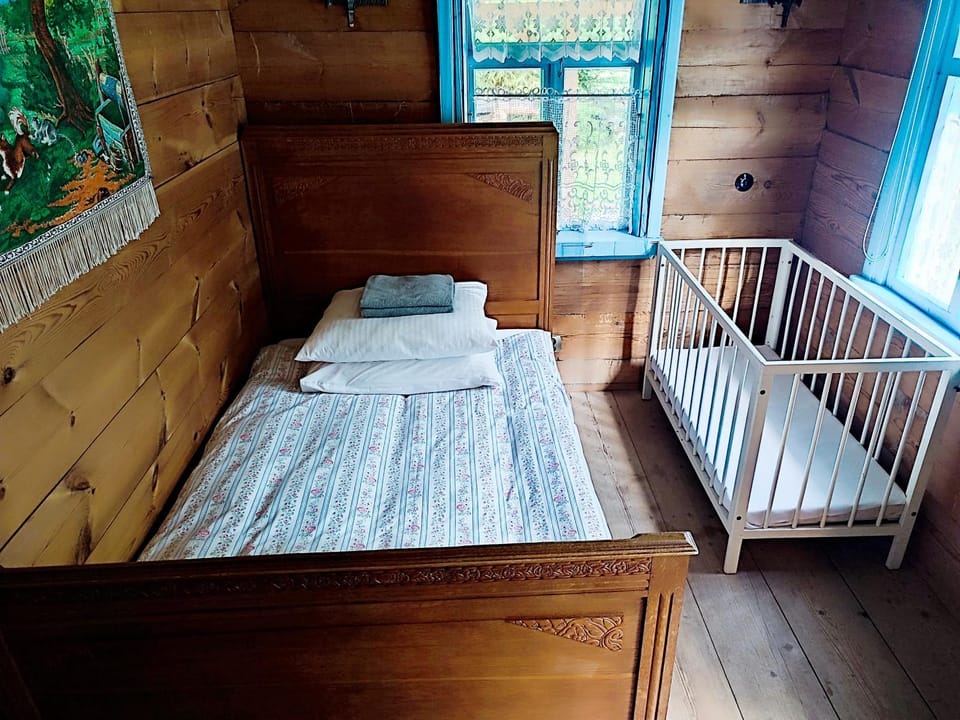 Bed, Photo of the whole room, Bedroom, cot
