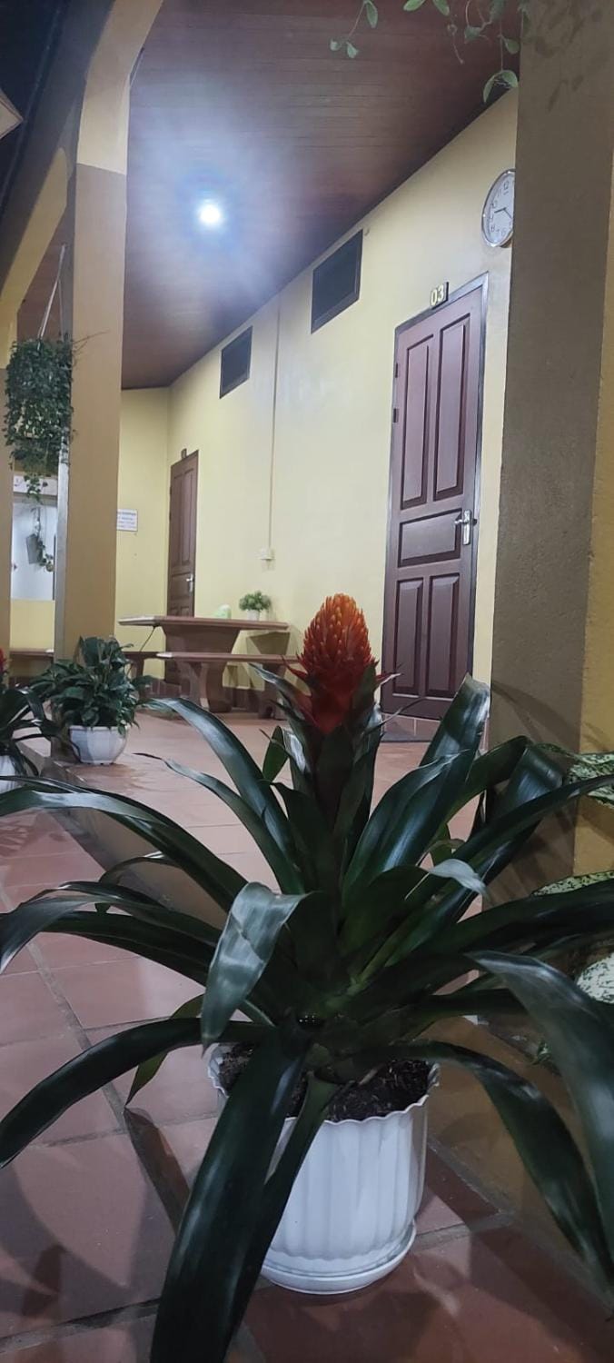Phonethavy GUESTHOUSE Bed and Breakfast in Luang Prabang