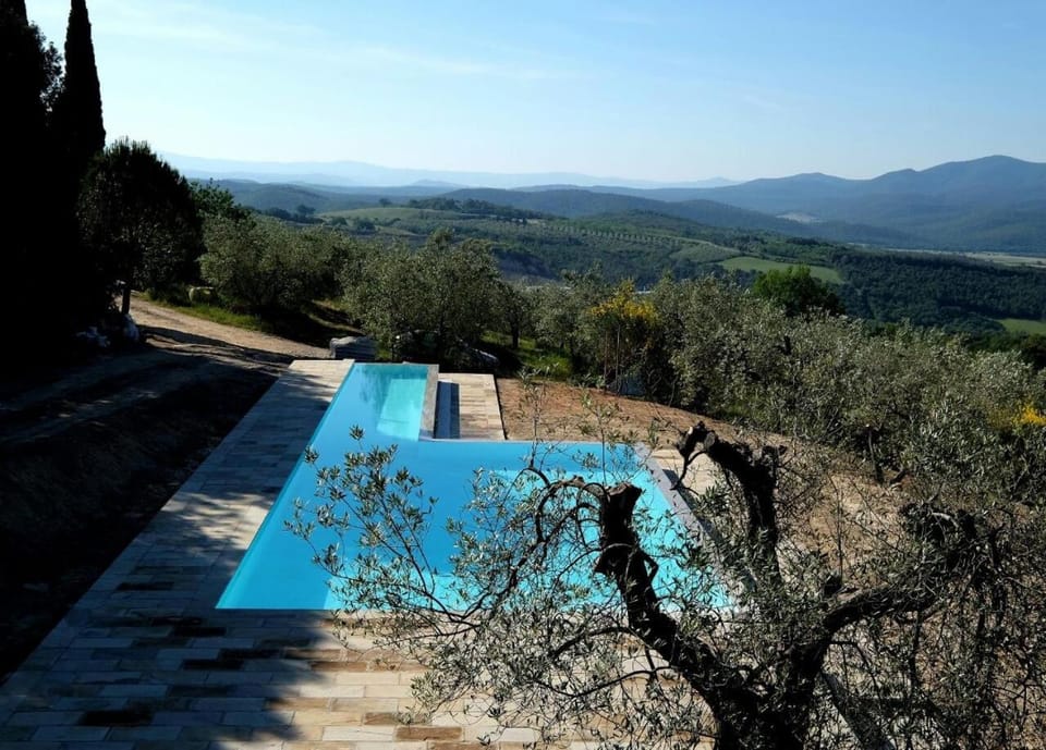 Agriturismo Campo al Crognolo Farm Stay in Tuscany