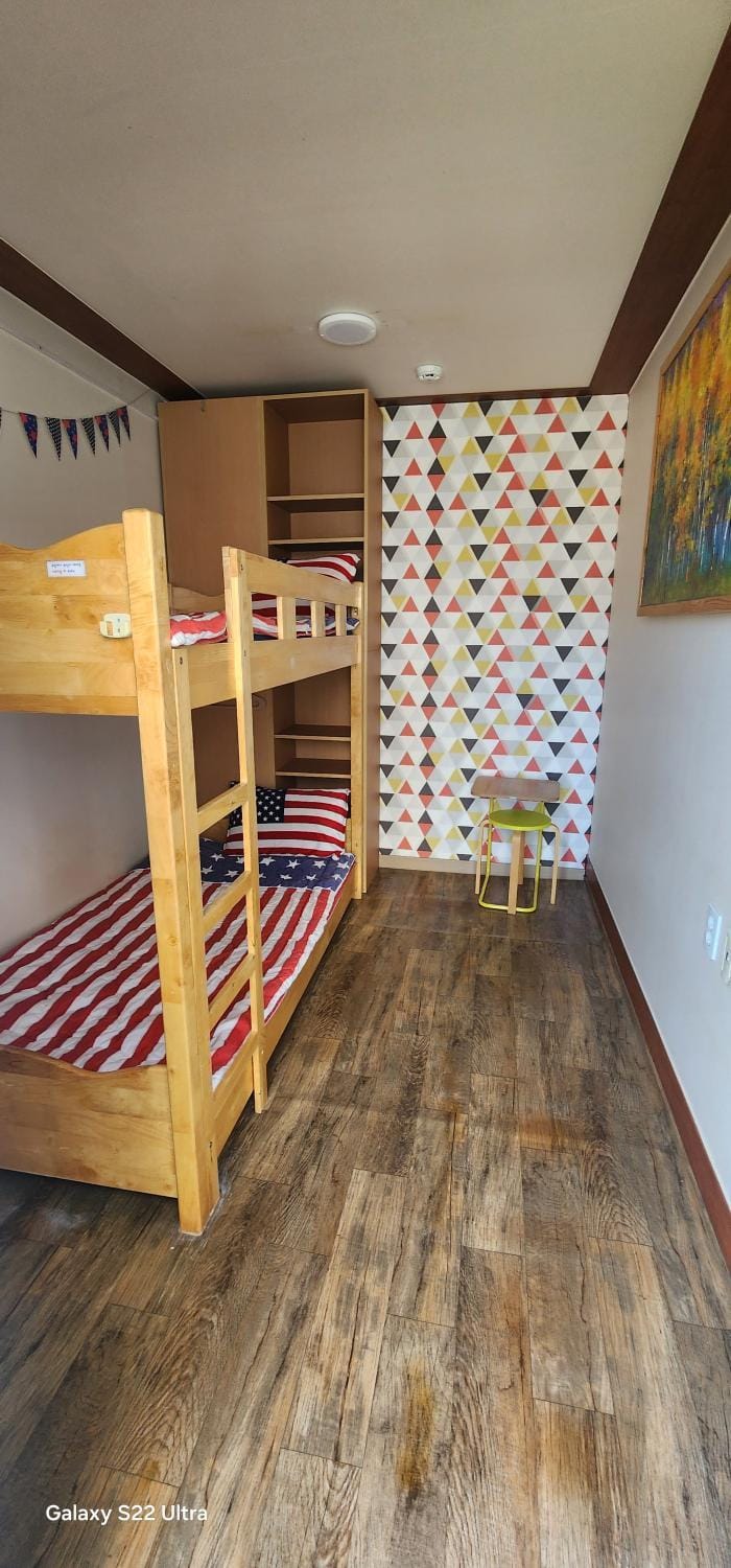 bunk bed