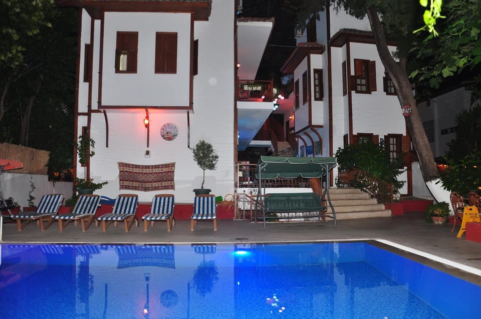 Summer, Pool view, Time of day