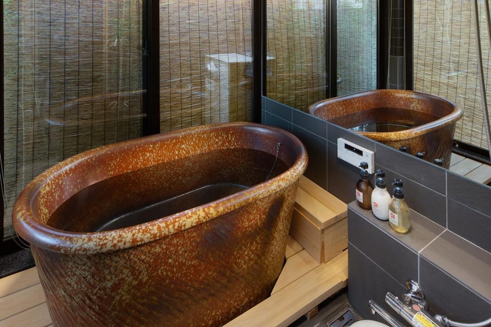 Bathroom, Bath