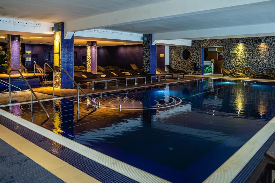 Spa and wellness centre/facilities, Swimming pool
